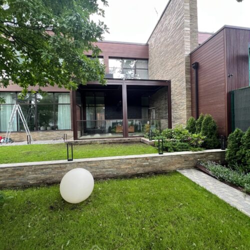 Подъемные гильотинные остекления W600. Монтаж в г.Красногорск, Московской области.